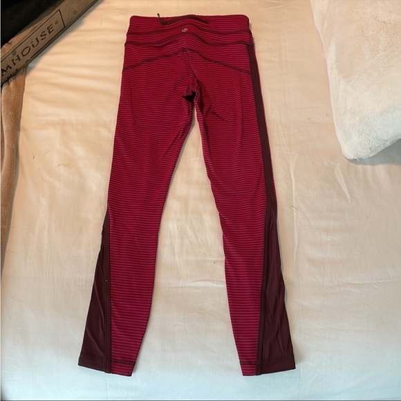 Womens lululemon 7/8 align yoga pants. Perfect condition! - Picture 2 of 2